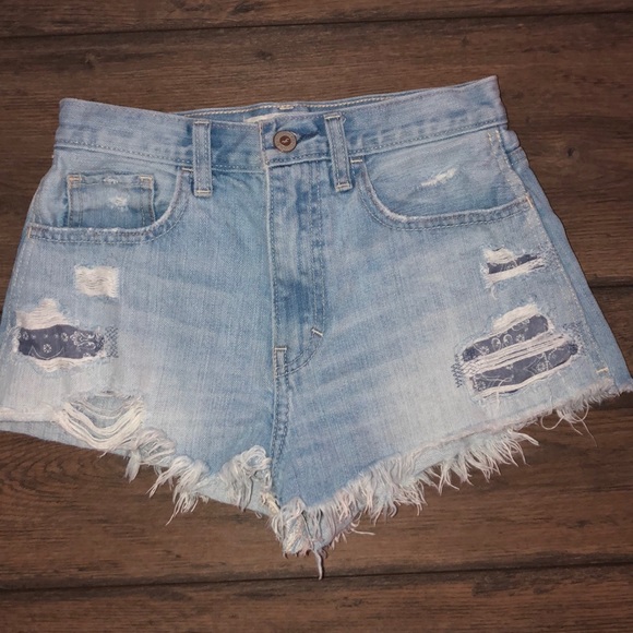 Hollister Pants - High waist jean shorts